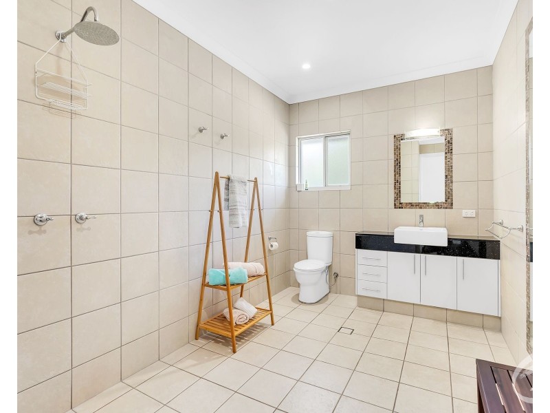 67 Casuarina Street, Holloways Beach QLD 4878