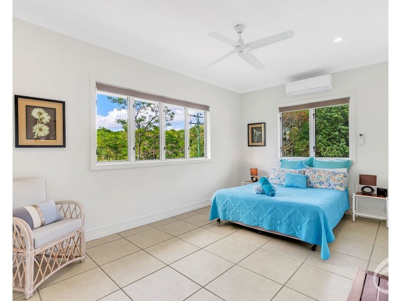 67 Casuarina Street, Holloways Beach QLD 4878