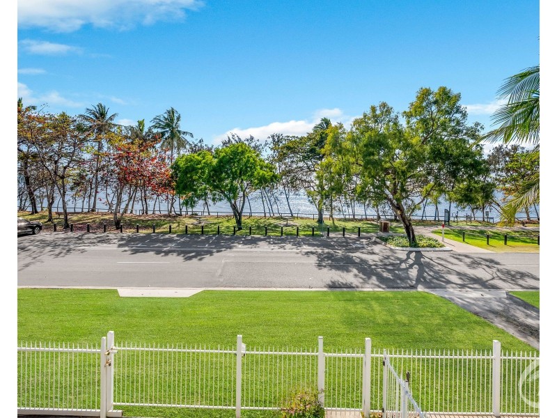 67 Casuarina Street, Holloways Beach QLD 4878