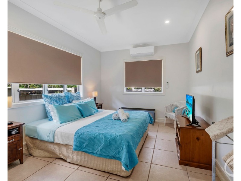 67 Casuarina Street, Holloways Beach QLD 4878