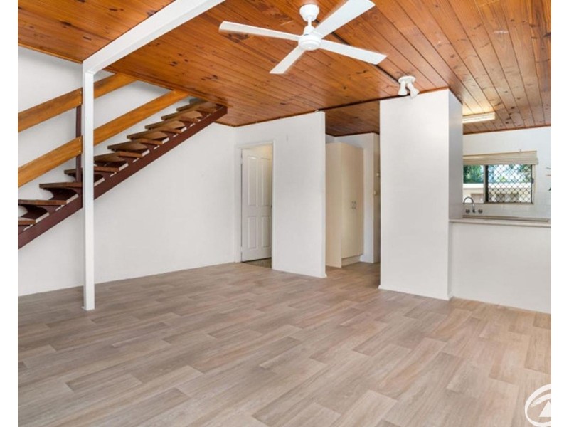 2/24-26 Mimosa Street, Holloways Beach QLD 4878