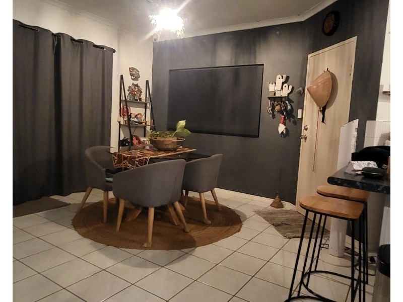 4/1 Hollett Close, Manunda QLD 4870
