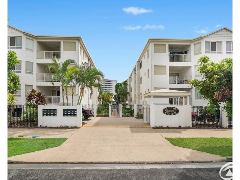 7A/210 Grafton Street, Cairns North QLD 4870