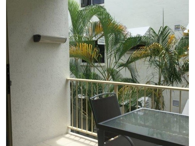 7A/210 Grafton Street, Cairns North QLD 4870