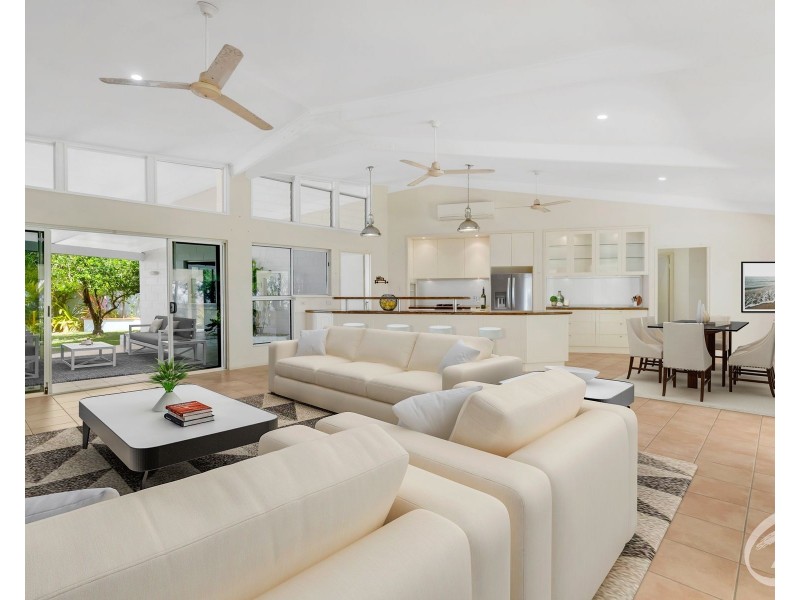 6 Coconut Street, Holloways Beach QLD 4878