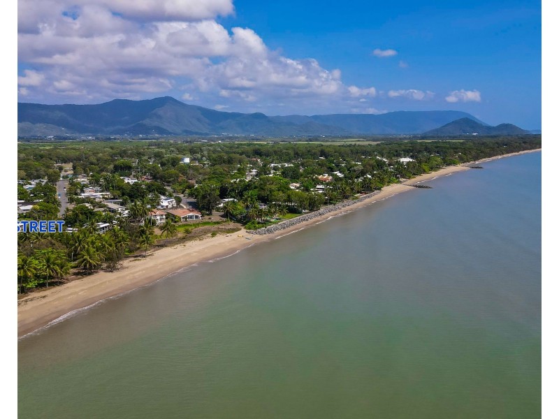 6 Coconut Street, Holloways Beach QLD 4878