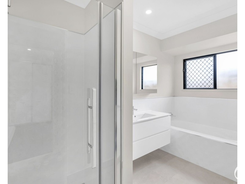 34 Moorinya Circuit, Mount Peter QLD 4869