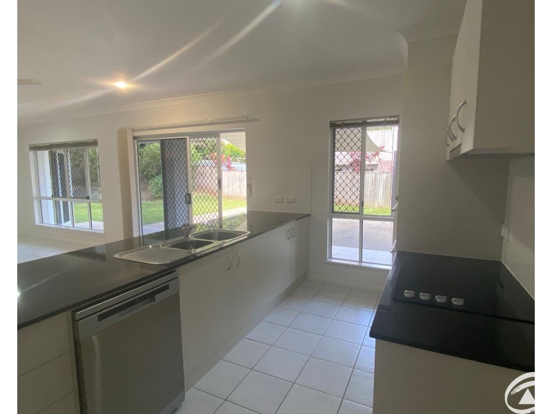 76 Roberts Drive, Trinity Beach QLD 4879