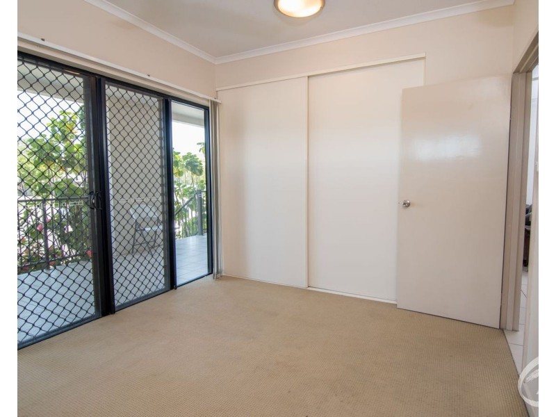1/6 James Street, Cairns North QLD 4870