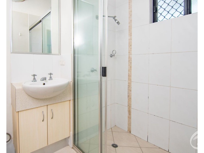 1/6 James Street, Cairns North QLD 4870