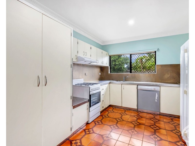 9 Coral Close, Woree QLD 4868
