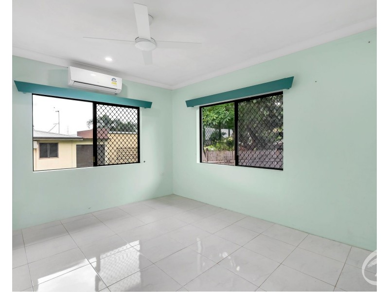9 Coral Close, Woree QLD 4868