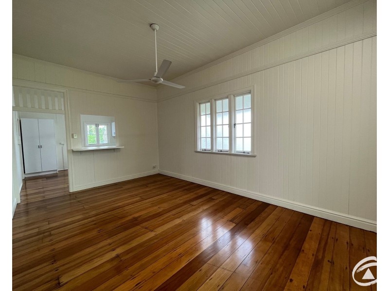 74 Cairns Street, Cairns North QLD 4870
