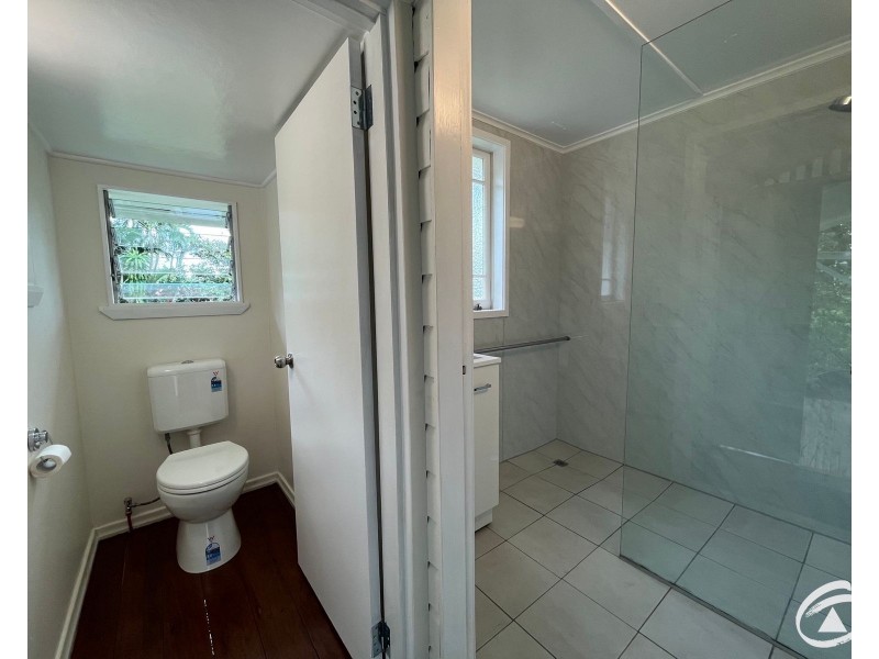 74 Cairns Street, Cairns North QLD 4870