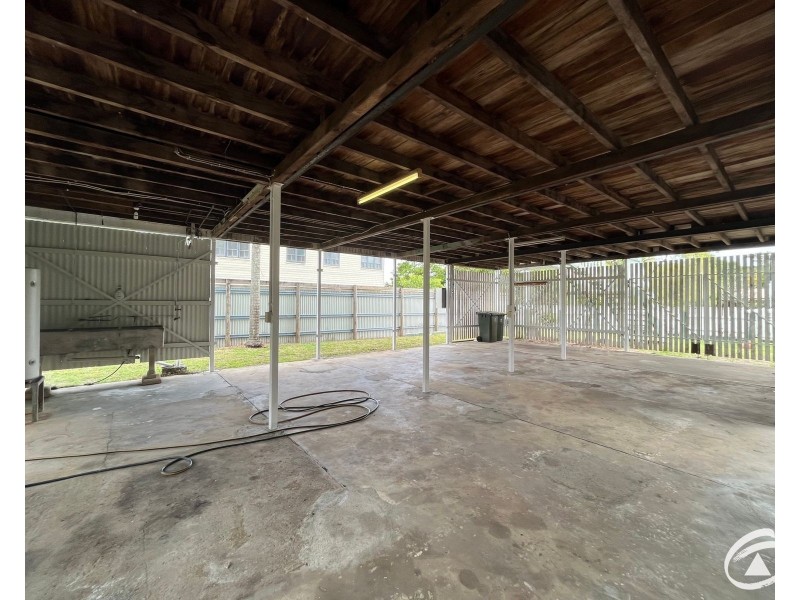 74 Cairns Street, Cairns North QLD 4870