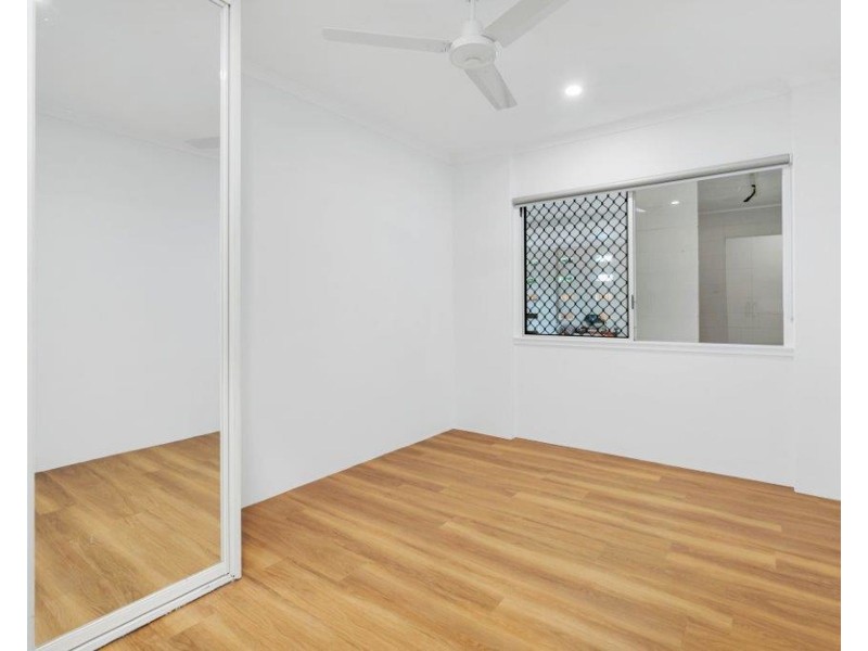 161-163 McManus Street, Whitfield QLD 4870