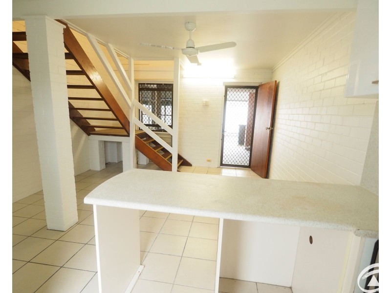 4/688 Bruce Highway, Woree QLD 4868