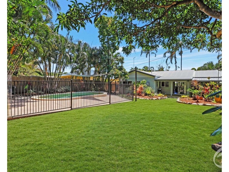 19 Dolphin Close, Kewarra Beach QLD 4879
