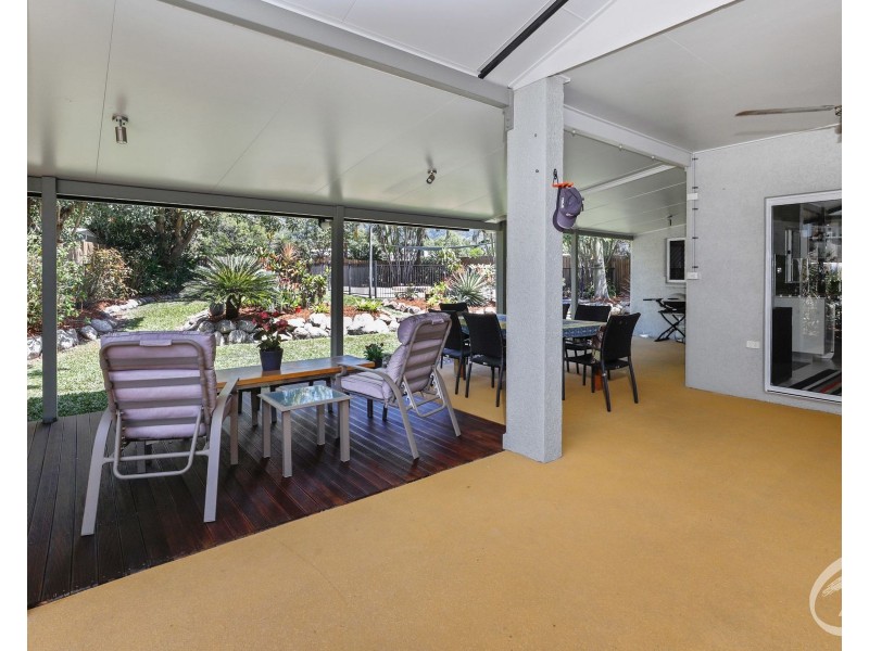 19 Dolphin Close, Kewarra Beach QLD 4879