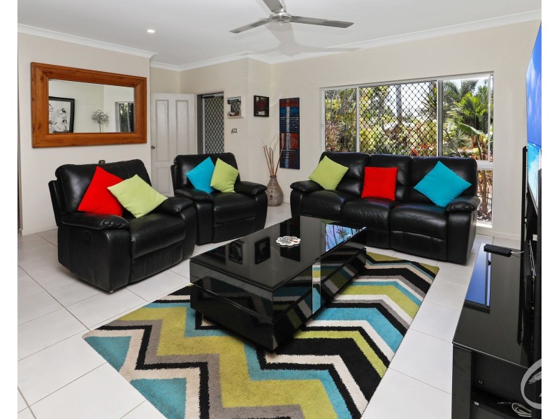 19 Dolphin Close, Kewarra Beach QLD 4879