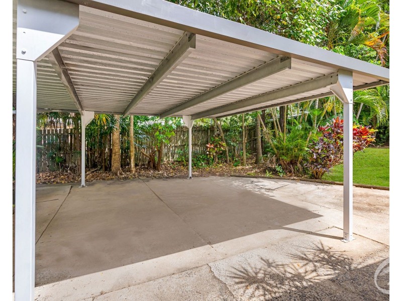 33 McFarlane Drive, Kanimbla QLD 4870