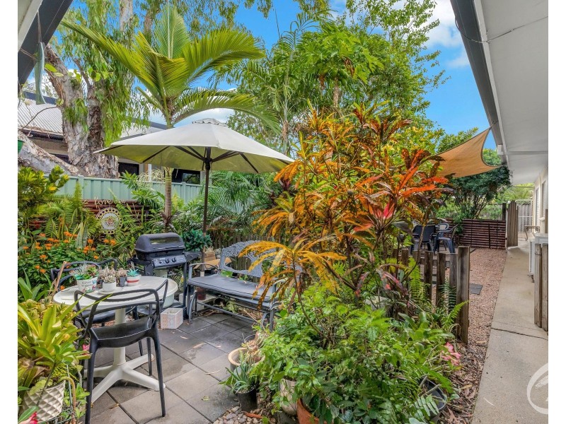123 Oleander Street, Holloways Beach QLD 4878