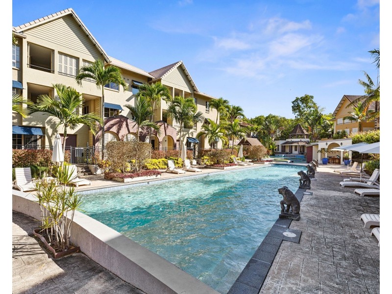 1105/2 Greenslopes Street, Edge Hill QLD 4870