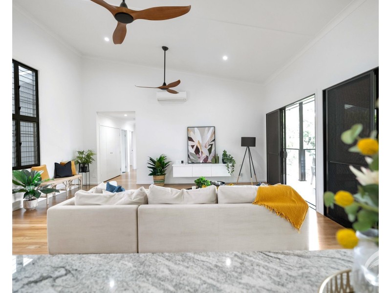 61 East Parkridge Drive, Brinsmead QLD 4870