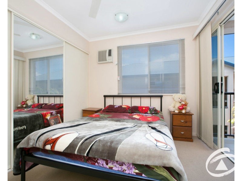 303/4 Grantala Street, Manoora QLD 4870