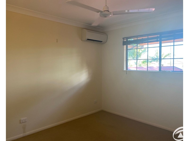 2/11-19 Stratford Parade, Stratford QLD 4870