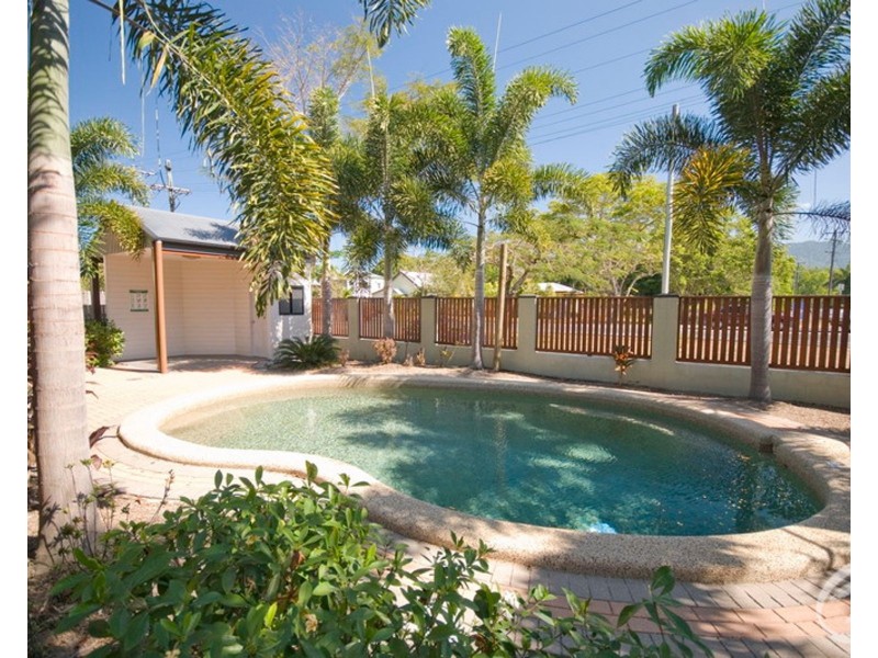 8/378 McLeod Street, Cairns North QLD 4870