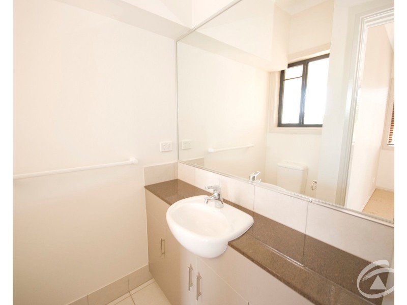 8/378 McLeod Street, Cairns North QLD 4870