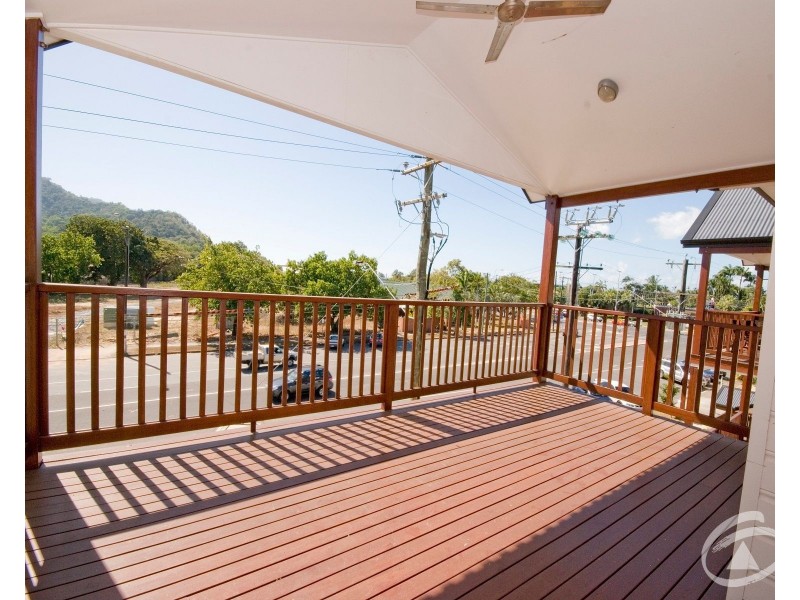 8/378 McLeod Street, Cairns North QLD 4870