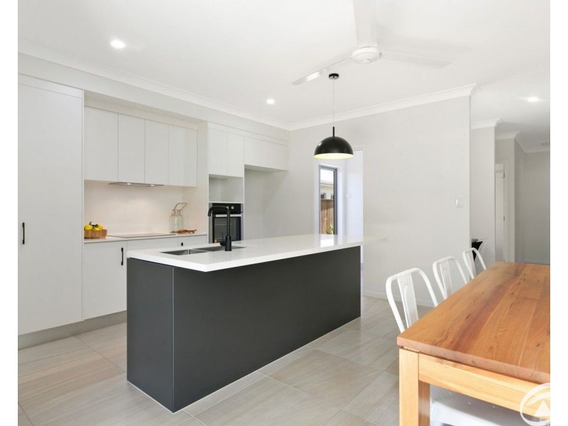 12 Midship Street, Trinity Beach QLD 4879