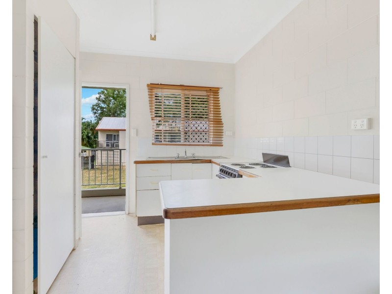 12/2 Mayers Street, Manunda QLD 4870