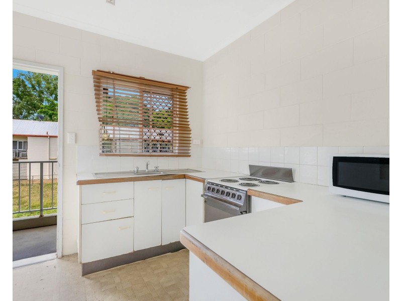 12/2 Mayers Street, Manunda QLD 4870