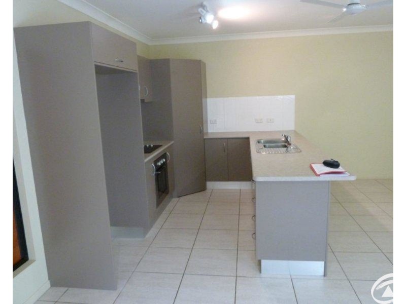 2/31 Galeandra Street, Edmonton QLD 4869