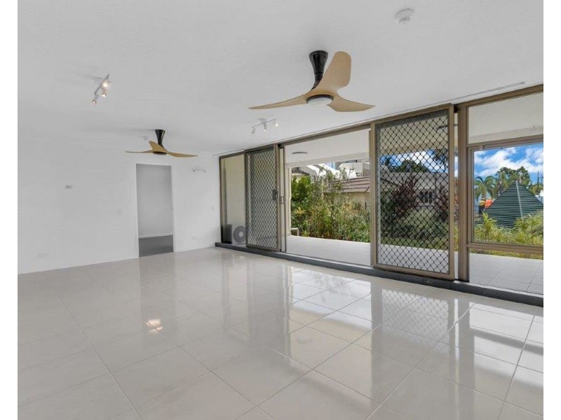 4/107 Esplanade, Cairns City QLD 4870