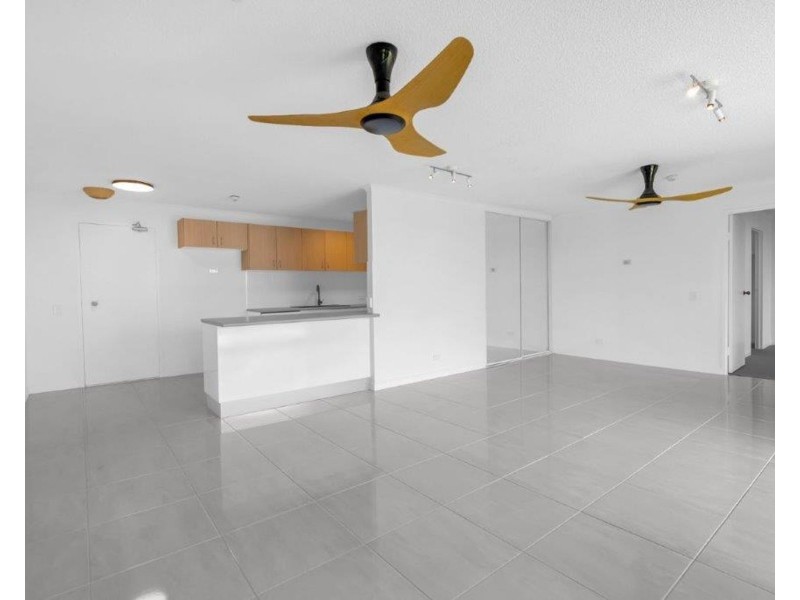 4/107 Esplanade, Cairns City QLD 4870
