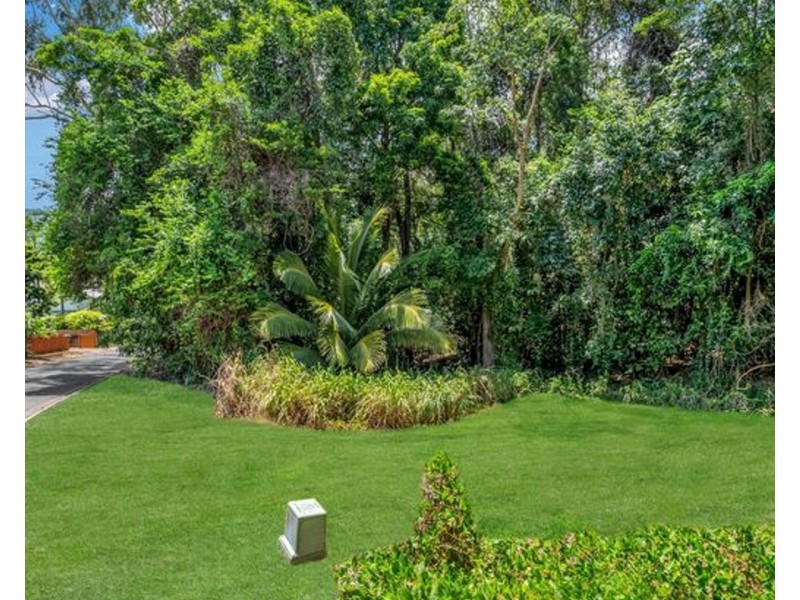 7  Dowsett Street, Yorkeys Knob QLD 4878