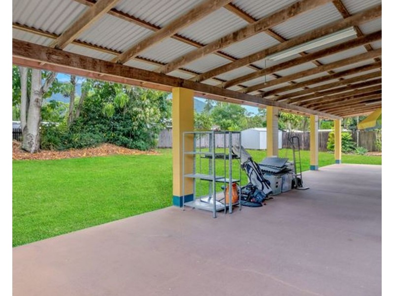 5 Banning Avenue, Brinsmead QLD 4870