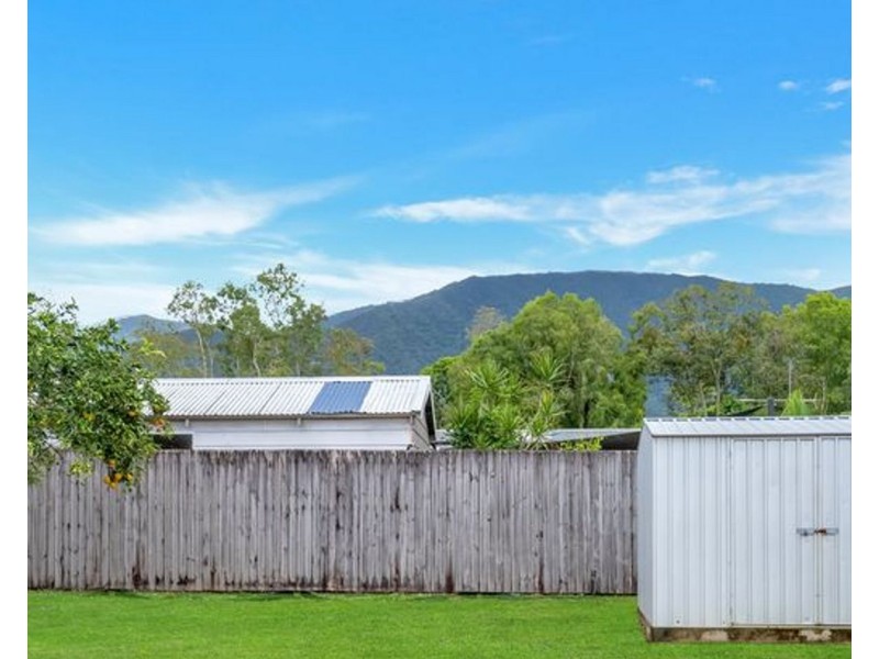 5 Banning Avenue, Brinsmead QLD 4870