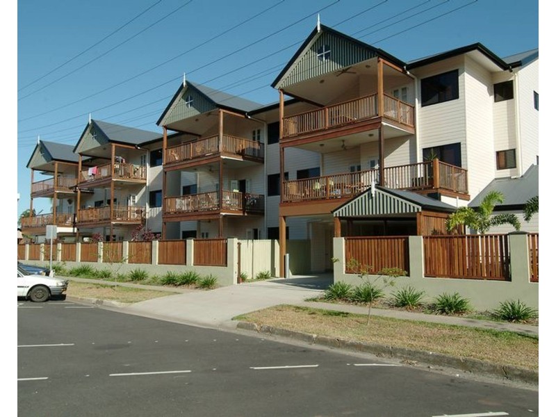 1/378 McLeod Street, Cairns North QLD 4870