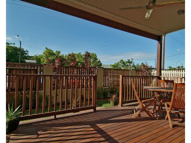 1/378 McLeod Street, Cairns North QLD 4870