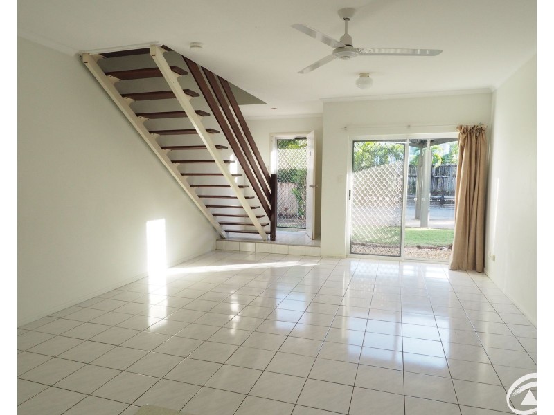 8/29-31 Fairweather Street, Yorkeys Knob QLD 4878