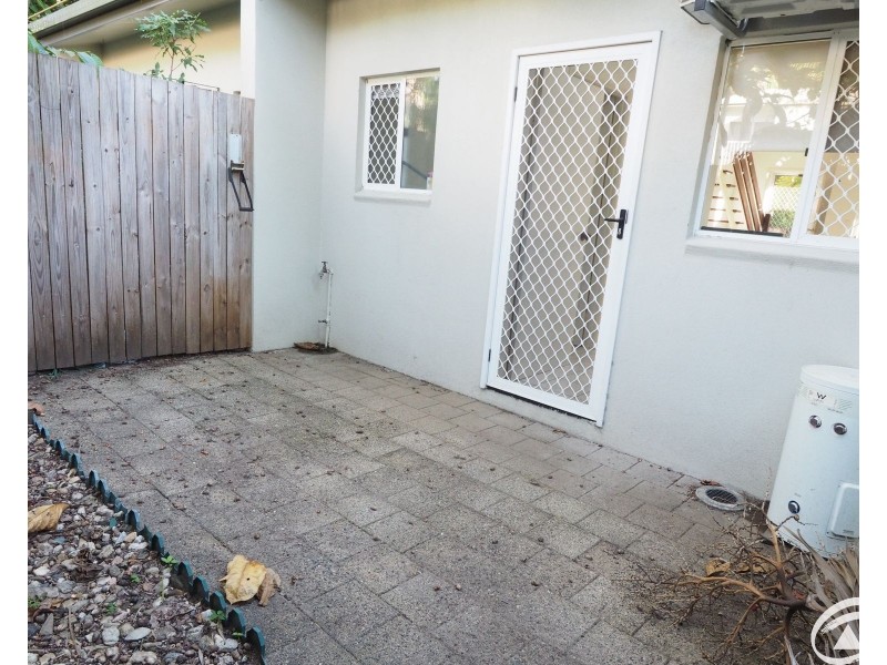 8/29-31 Fairweather Street, Yorkeys Knob QLD 4878