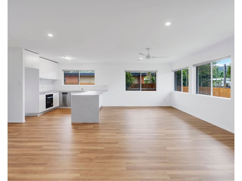 161-163 McManus Street, Whitfield QLD 4870