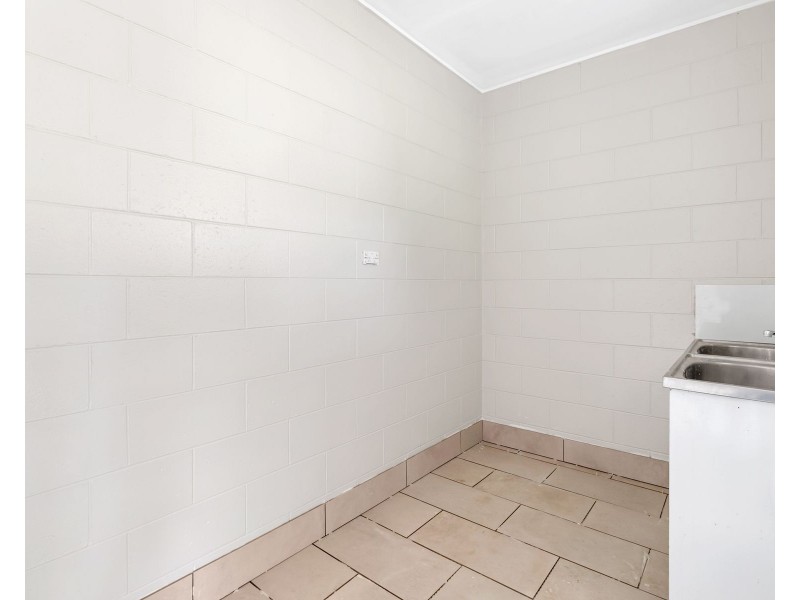 161-163 McManus Street, Whitfield QLD 4870