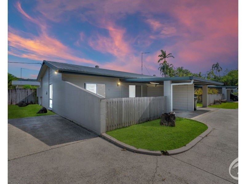 1/10 Mulligan Street, Manoora QLD 4870