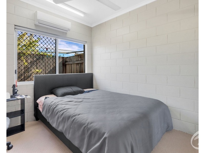 1/10 Mulligan Street, Manoora QLD 4870